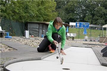 Bahnengolf-Weltmeisterin Stefanie Blendermann sieht die Qualitäten eines Spitzenspielers in Schlag-Gefühl, versiertem Umgang mit dem Material sowie dem Hang zum Perfektionismus.