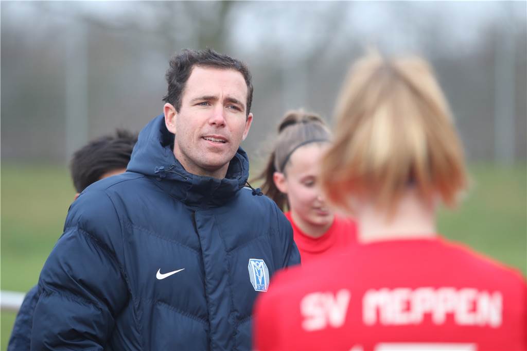 Dortmunder Fußballklub verpflichtet einen U17-Bundesliga-Trainer mit Olfener Vergangenheit Bald beim SV Berghofen an der Seitenlinie: Sebastian Middeke.