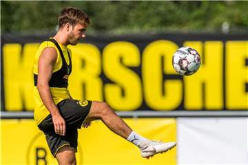 Ballsicher: Dortmunds Mario Götze im Traingslager in Bad Ragaz. Foto: David Inderlied