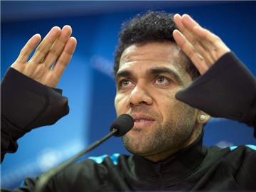 Barcelonas Dani Alves kritisierte Vertreter der Sportmedien scharf. Foto: Alejandro Garcia