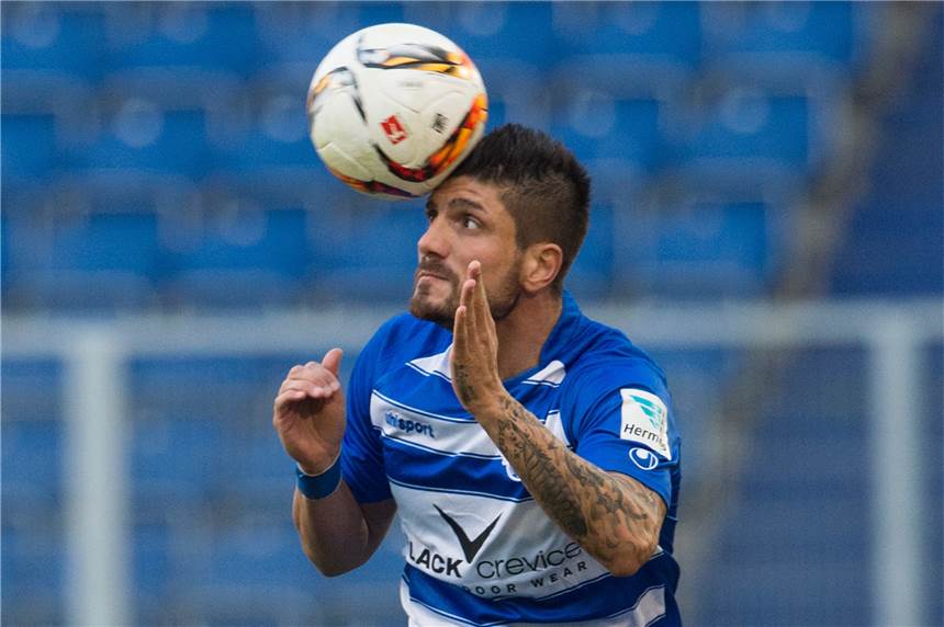 Baris Özbek hat einen neuen Verein gefunden Baris Özbek spielt nun für den türkischen Drittligisten Karagümrük. Bis zum November 2017 stand er noch beim MSV Duisburg unter Vertrag.