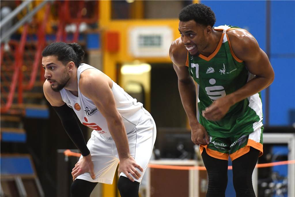 Basketball Regionalliga West, 16. November 2024, Rosa-Parks-Halle, Hertener Löwen - BG Dorsten 77:64.
