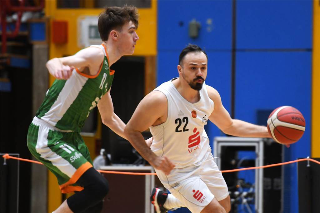 Basketball Regionalliga West, 16. November 2024, Rosa-Parks-Halle, Hertener Löwen - BG Dorsten 77:64.