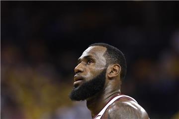 Basketball-Superstar LeBron James hat seinen Wechsel zu den Los Angeles Lakers offiziell gemacht. Foto: Marcio Jose Sanchez/AP