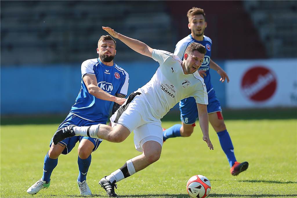 FC Castrop-Rauxel: Wichtiger Abwehrspieler steigt wieder ins Training ein Basti Niebert