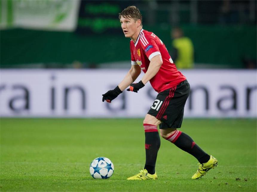 Schweinsteiger muss mit ManUnited ins Wiederholungsspiel Bastian Schweinsteiger muss mit Manchester United im FA-Cup ins Wiederholungsspiel. Foto: Julian Stratenschulte