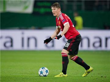 Bastian Schweinsteiger muss mit Manchester United im FA-Cup ins Wiederholungsspiel. Foto: Julian Stratenschulte