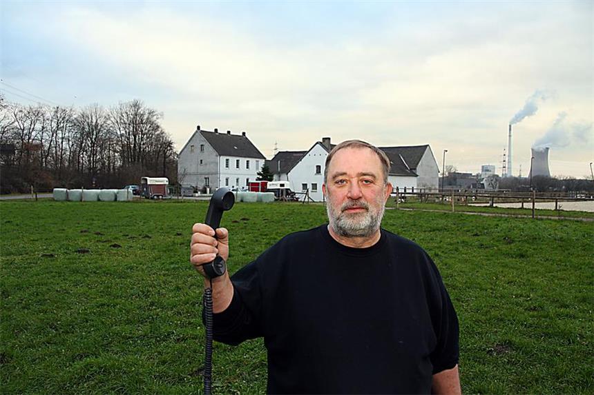 Bauer wartet seit Monaten auf Reparatur seiner Telefonleitung Bauer Klaus Pätzold hatte drei Monaten kein Telefon.