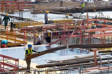 Baustelle in München: Hauptgrund für den Bauboom in Deutschland ist die große Nachfrage nach Häusern und Wohnungen, der von der starken Wirtschaft und den niedrigen Zinsen angetrieben wird. Foto: Alexander Heinl