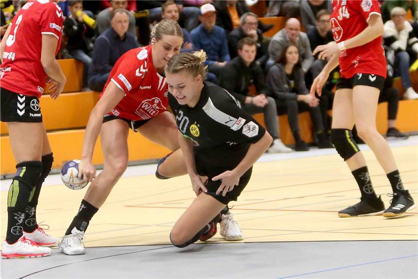 Bayer Leverkusen lieferte dem BVB, hier Merel Freriks, einen harten Kampf.