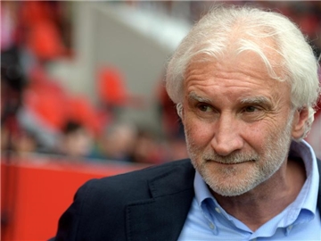 Bayer-Sportdirektor Rudi Völler bekommt den Rückhalt vom Leverkusener Gesellschafterausschuss. Foto: Stefan Puchner