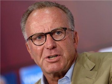 Bayern Münchens Vorstandsvorsitzender Karl-Heinz Rummenigge war nach der Niederlage in Madrid enttäuscht. Foto: Andreas Gebert