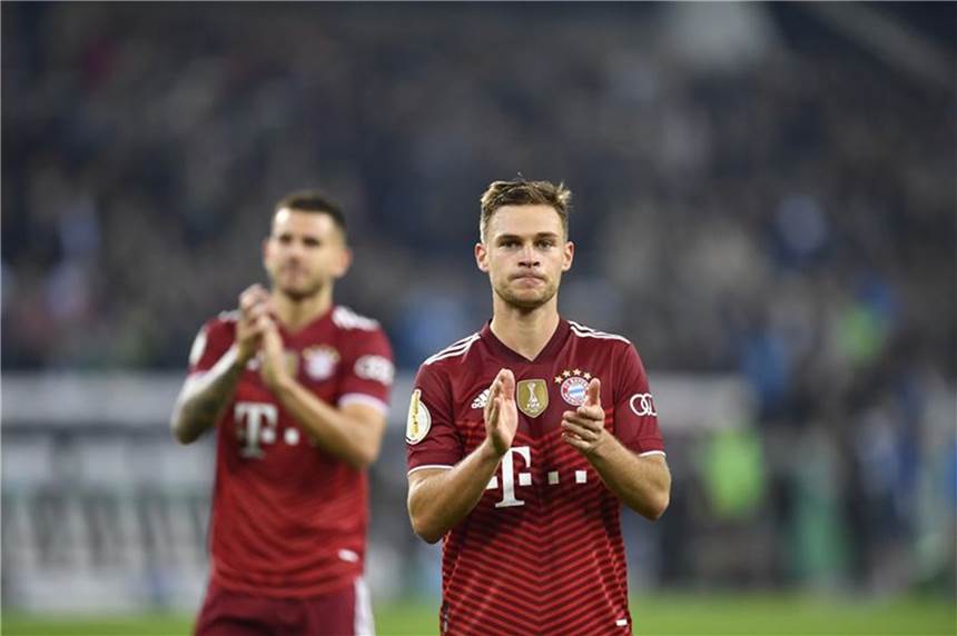 Kimmich will sich nun doch impfen lassen - „schwierig mit Ängsten und Bedenken umzugehen“ Bayern-Profi Joshua Kimmich will sich nun doch impfen lassen.