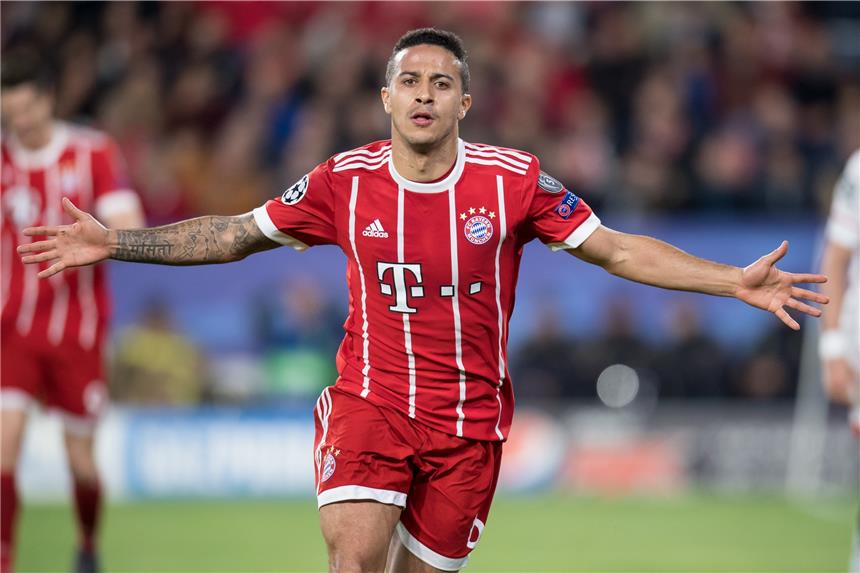 Ronaldo erzielt Traumtor - Real nimmt Juventus auseinander Bayerns Thiago bejubelt seinen Treffer zum 2:1.