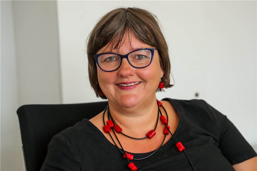 Digitalisierung am Gymnasium: Gute Ausstattung, langsames Internet BBG-Schulleiterin Sabine Schmidt Strehlau kann die Wünsche ihrer Kollegen sehr gut nachvollziehen.