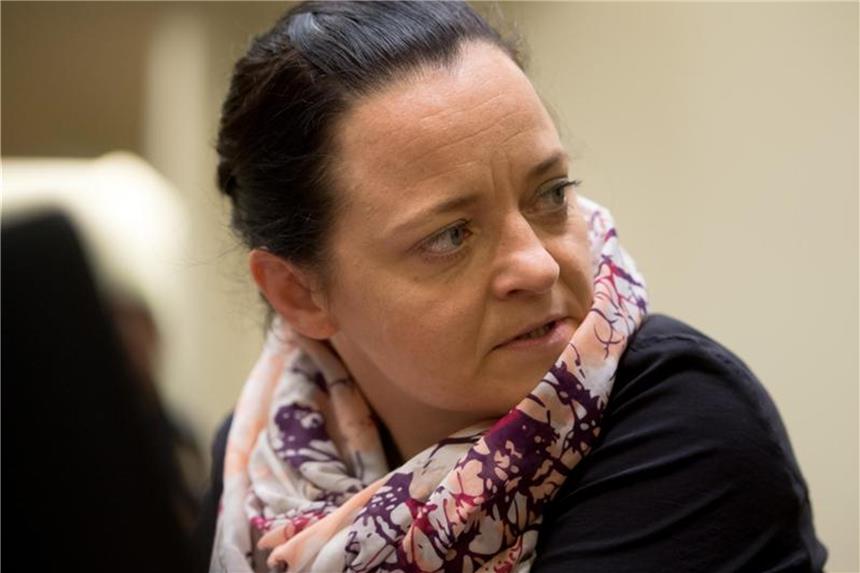 Urteil im NSU-Prozess fällt am kommenden Mittwoch Beate Zschäpe auf der Anklagebank beim NSU-Prozess vor dem Oberlandesgericht München. Foto: Tobias Hase