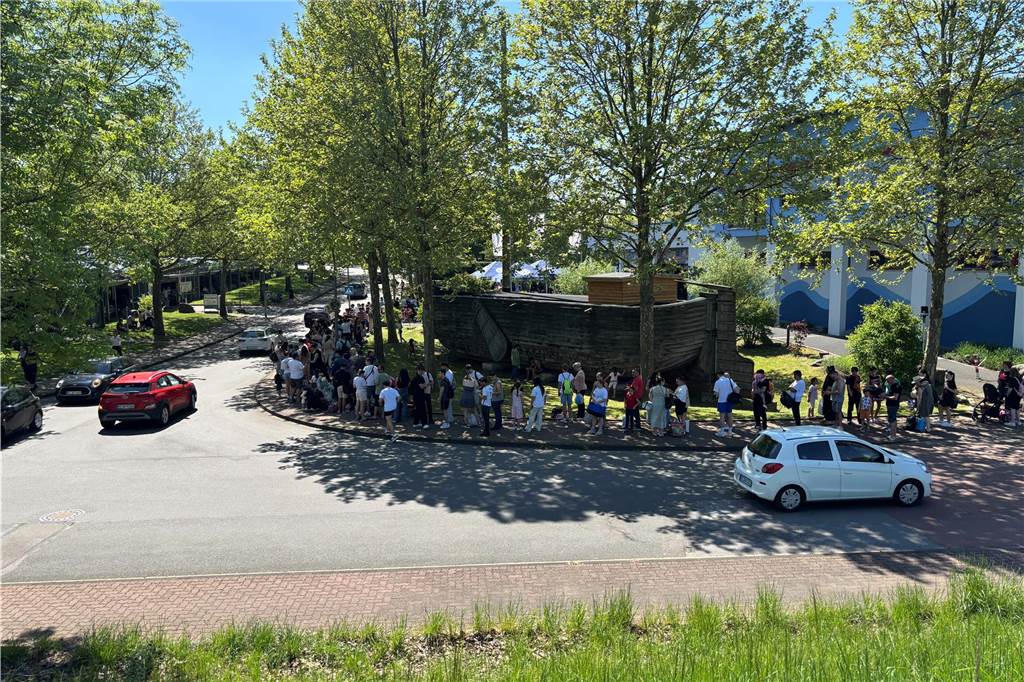 Besucher des Atlantis am 1. Mai