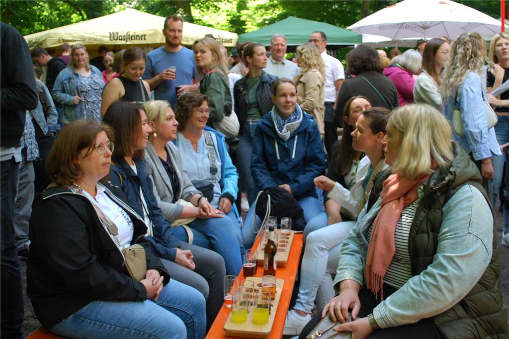 Bei bester Stimmung ermittelten die Haulingorter Schützen am Freitag ihre neue Regenten.
