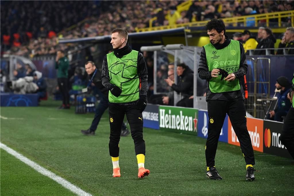 Neuer BVB-Plan mit Raphael Guerreiro: Finale Gespräche mit Reus – Hummels bekommt Zeit Marco Reus und Mats Hummels wärmen sich auf.