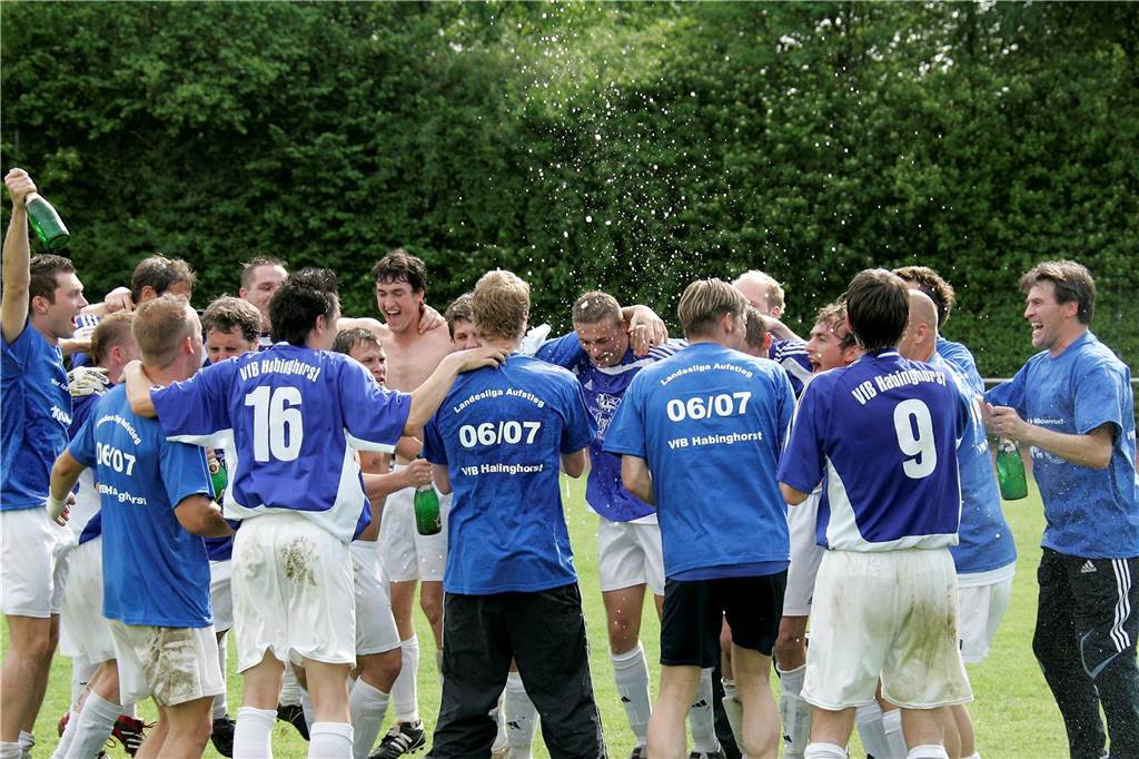 Bei BW Huckarde feierte der VfB Habinghorst am 14. Mai 2007 den Landesliga-Aufstieg.