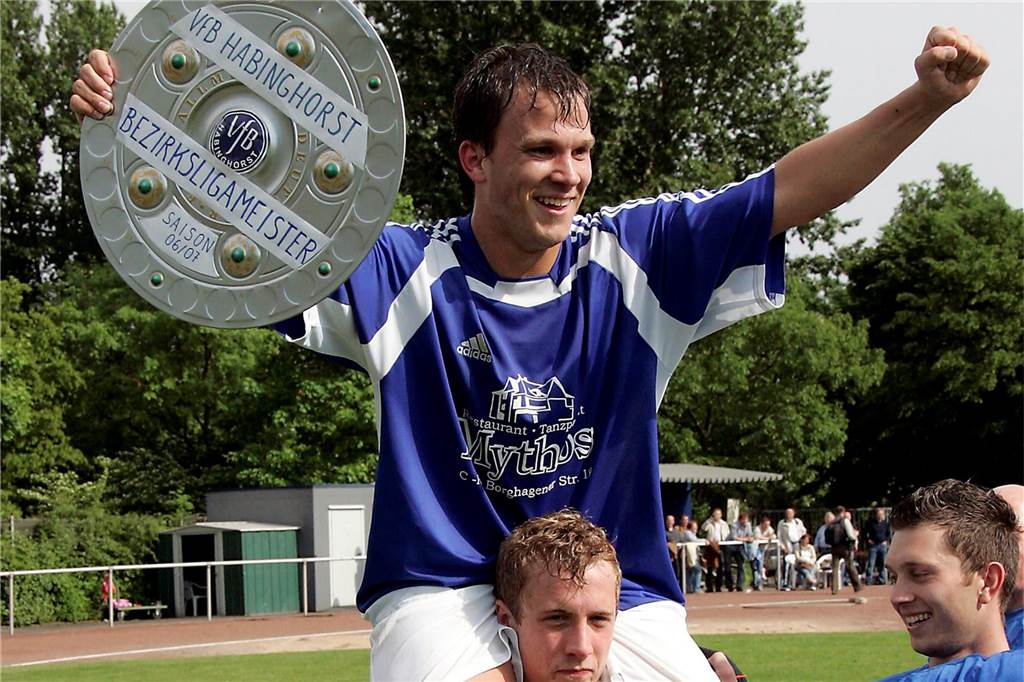 Bei BW Huckarde feierte der VfB Habinghorst am 14. Mai 2007 den Landesliga-Aufstieg.