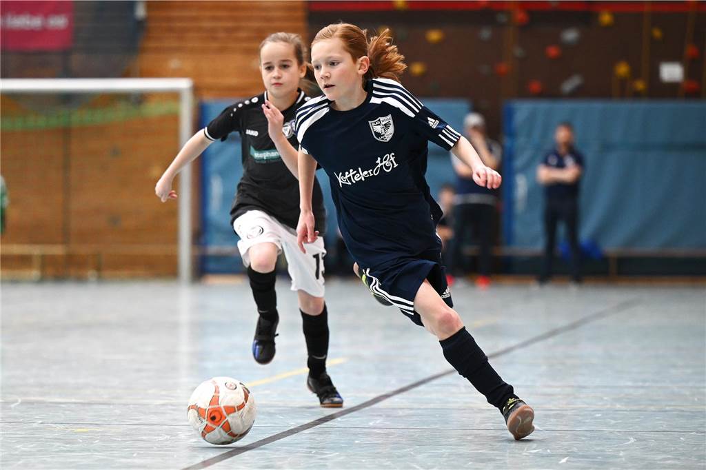 Bei den E-Junioren hat der TuS Haltern am See den Titel geholt. Mit 13 Punkten aus fünf Spielen landete der TuS vor dem SV Hullern (zehn Punkte) und dem SV Bossendorf (8 Punkte).