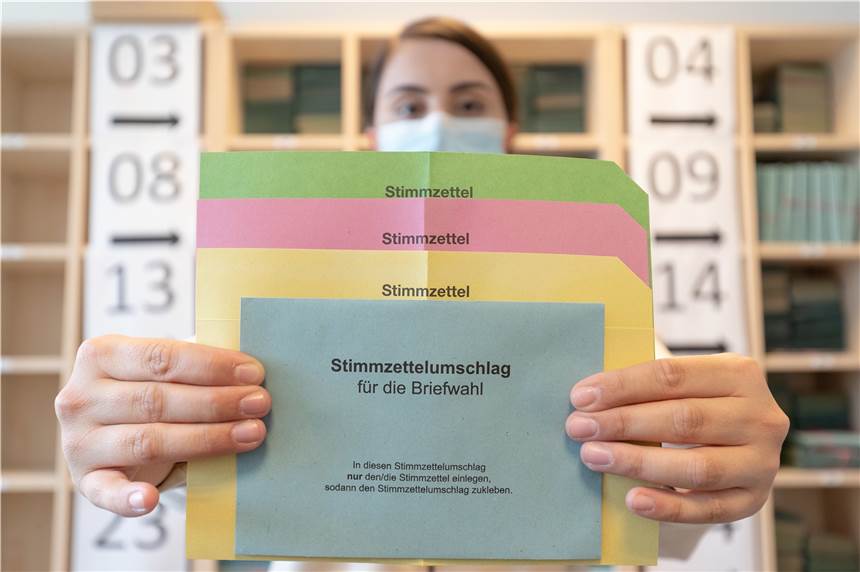 Kommunalwahl in NRW: In diesen Städten wird es spannend Bei den Kommunalwahlen in Nordrhein-Westfalen werden am 13. September 2020 die Vertretungen aller Städte, Gemeinden, Kreise sowie die Landräte, Oberbürgermeister und Bürgermeister gewählt.