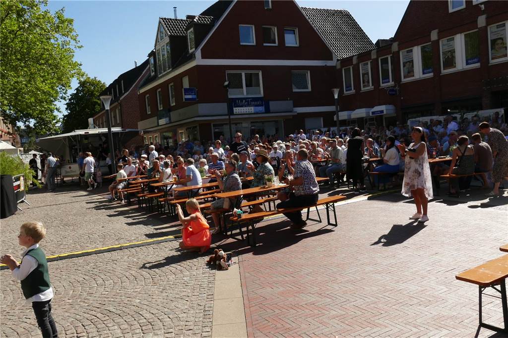 Bei den Marktplatztönen stand am Sonntag das große Husarenkonzert auf dem Plan.