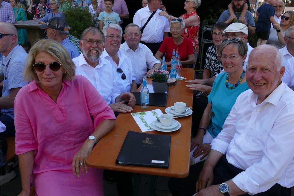 Bei den Marktplatztönen stand am Sonntag das große Husarenkonzert auf dem Plan.