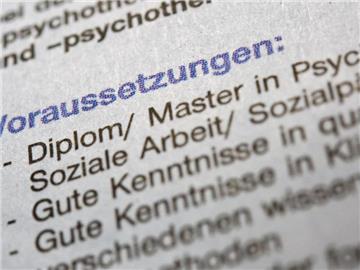 Bei den Voraussetzungen in Stellenanzeigen muss der Arbeitgeber aufpassen: Einige Formulierungen sind möglicherweise diskriminierend. Foto: Andrea Warnecke