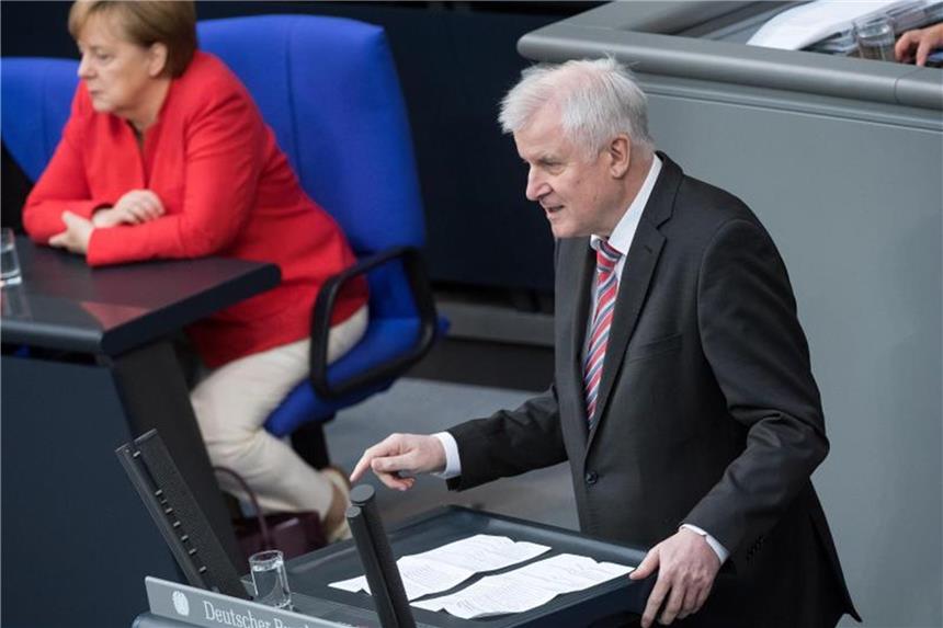 Bei der Bamf-Affäre im Fokus: Innenminister Horst Seehofer. Foto: Bernd von Jutrczenka