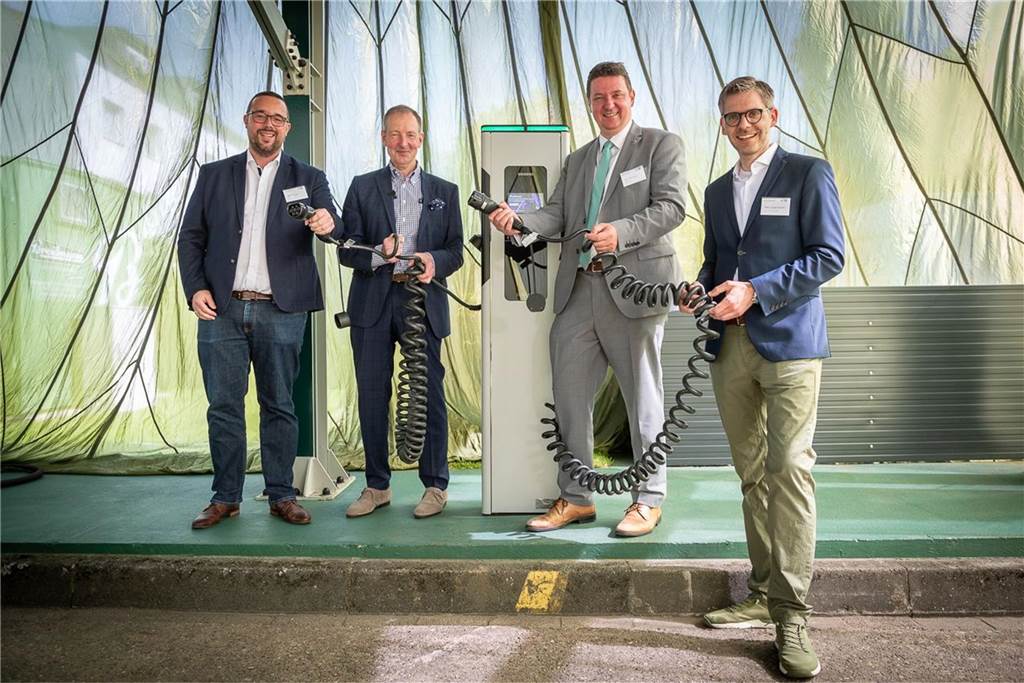 Eigenkapitalerhöhung für Stadtwerke: Was steckt hinter den 3,1 Millionen Euro? Bei der Breilmann KG in Habinghorst stellten die Stadtwerke ihr Partnerprojekt vor: 100 Ladesäulen für Castrop-Rauxel werden seit 2022 in der Stadt errichtet.