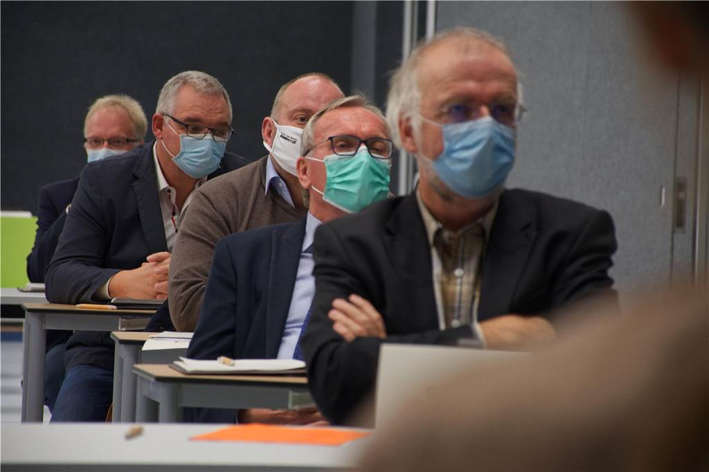 „Müssen Gemeinde schützen“: Nordkirchener Bürgermeister stellt Ziele vor Bei der ersten Sitzung des neuen Rats herrschte Maskenpflicht für alle Teilnehmer.