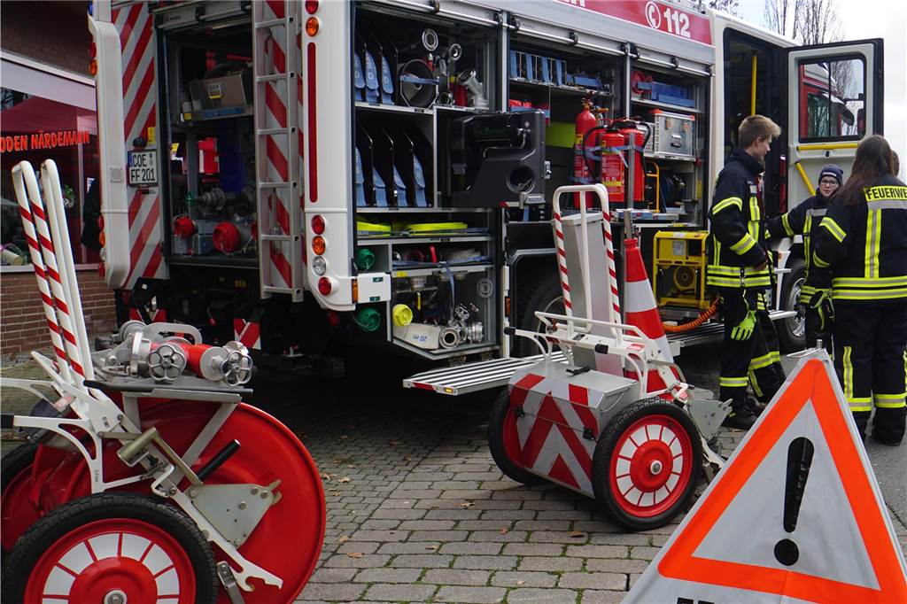 Bei der freiwilligen Freuerwehr konnte nichr nur ein Feuerwehrfahrzeug bestaunt werden.