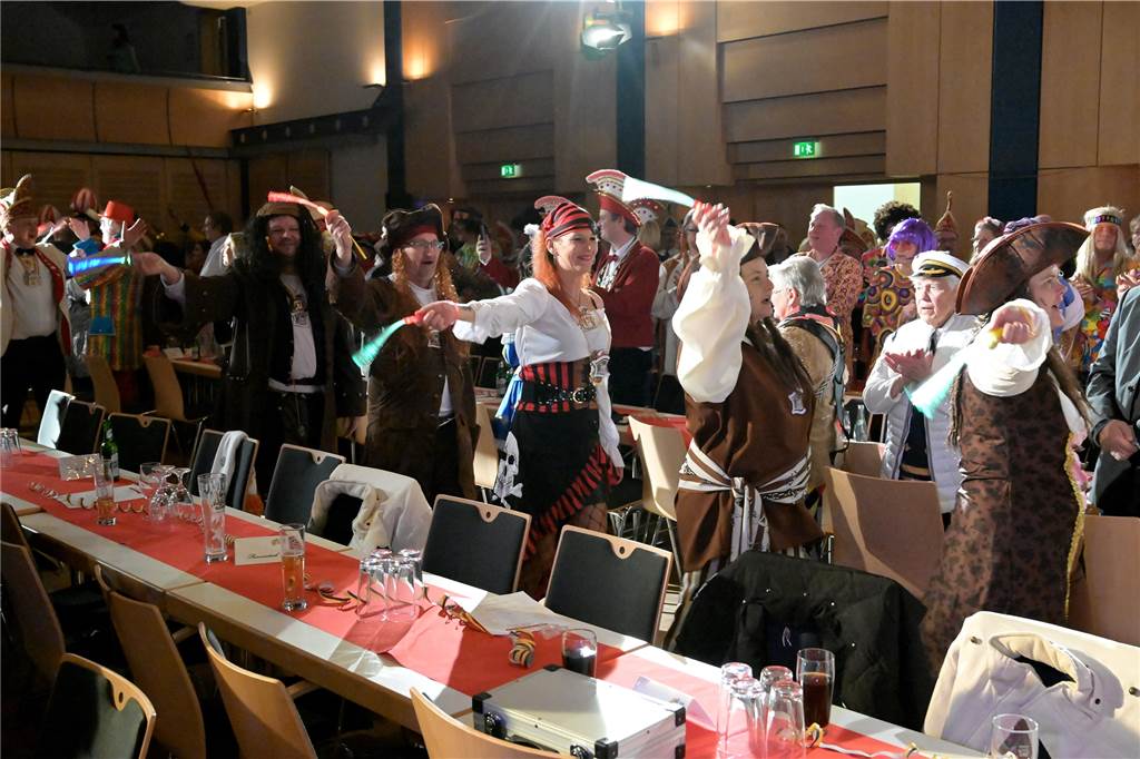 Bei der Galasitzung der Interessensgemeinschaft Werner Karneval (IWK) im Kolpingsaal wurde am Samstag (28.1.) ausgelassen gefeiert.