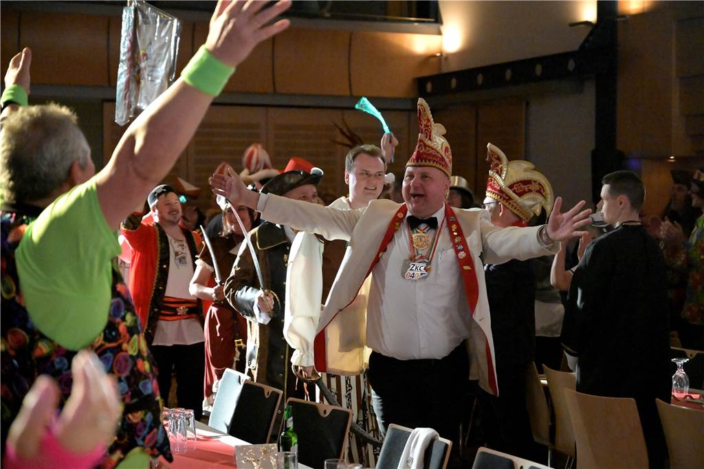 Bei der Galasitzung der Interessensgemeinschaft Werner Karneval (IWK) im Kolpingsaal wurde am Samstag (28.1.) ausgelassen gefeiert.