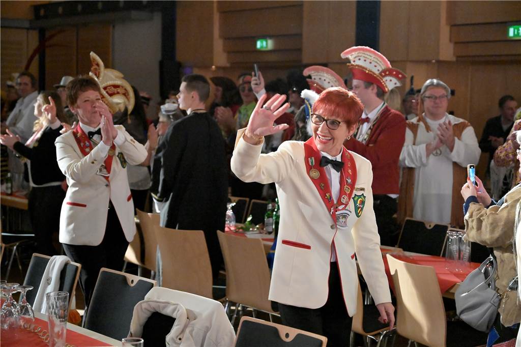 Bei der Galasitzung der Interessensgemeinschaft Werner Karneval (IWK) im Kolpingsaal wurde am Samstag (28.1.) ausgelassen gefeiert.
