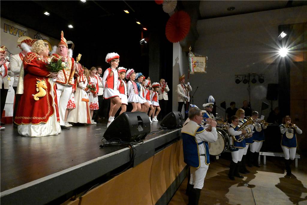 Bei der Galasitzung der Interessensgemeinschaft Werner Karneval (IWK) im Kolpingsaal wurde am Samstag (28.1.) ausgelassen gefeiert.