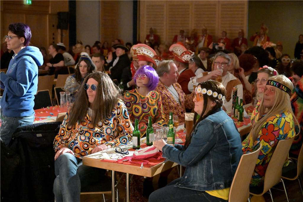 Bei der Galasitzung der Interessensgemeinschaft Werner Karneval (IWK) im Kolpingsaal wurde am Samstag (28.1.) ausgelassen gefeiert.