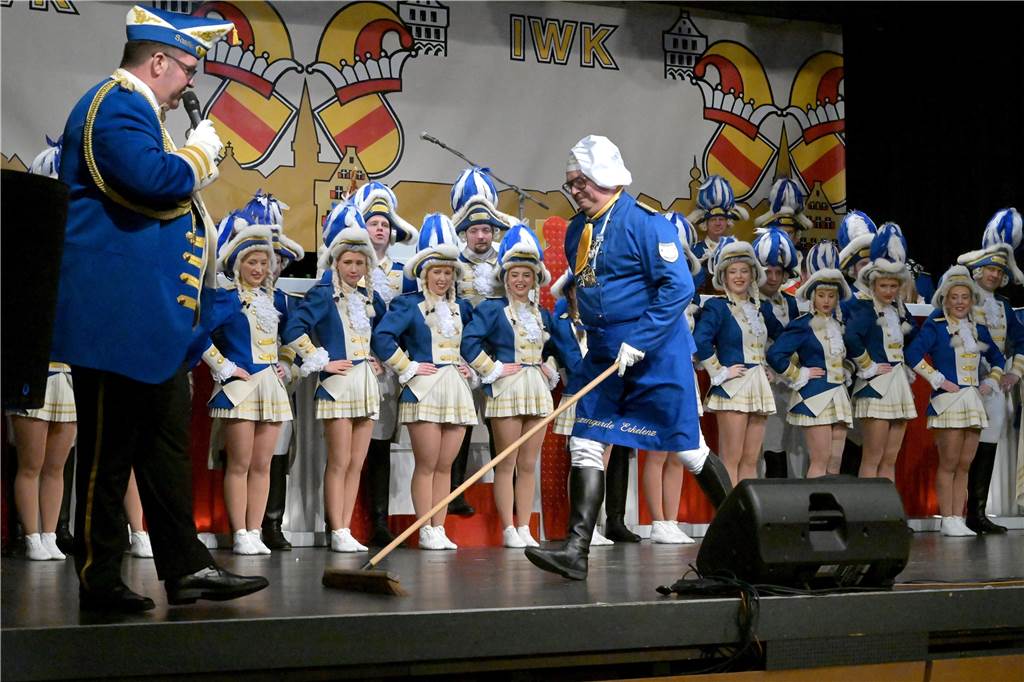 Bei der Galasitzung der Interessensgemeinschaft Werner Karneval (IWK) im Kolpingsaal wurde am Samstag (28.1.) ausgelassen gefeiert.