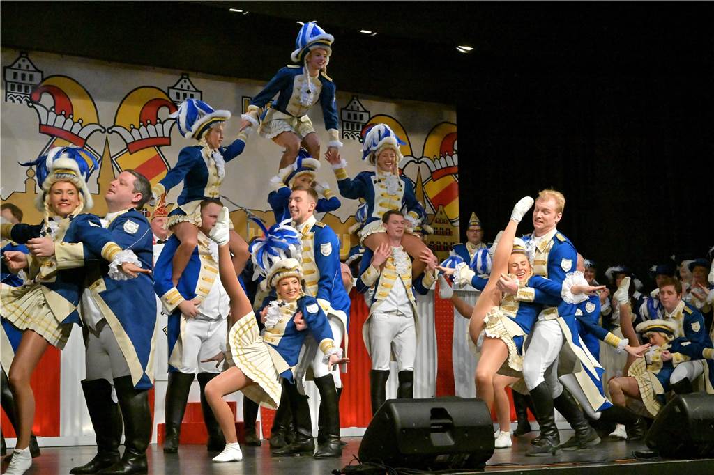Bei der Galasitzung der Interessensgemeinschaft Werner Karneval (IWK) im Kolpingsaal wurde am Samstag (28.1.) ausgelassen gefeiert.