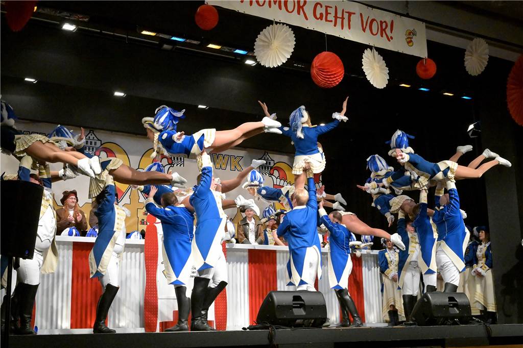 Bei der Galasitzung der Interessensgemeinschaft Werner Karneval (IWK) im Kolpingsaal wurde am Samstag (28.1.) ausgelassen gefeiert.