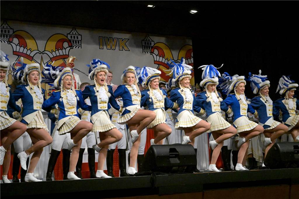 Bei der Galasitzung der Interessensgemeinschaft Werner Karneval (IWK) im Kolpingsaal wurde am Samstag (28.1.) ausgelassen gefeiert.