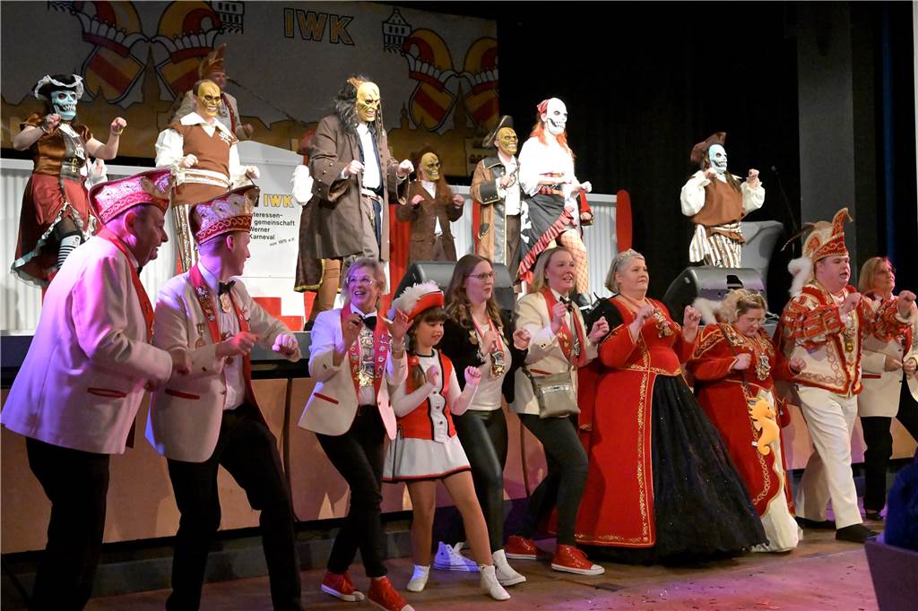 Bei der Galasitzung der Interessensgemeinschaft Werner Karneval (IWK) im Kolpingsaal wurde am Samstag (28.1.) ausgelassen gefeiert.