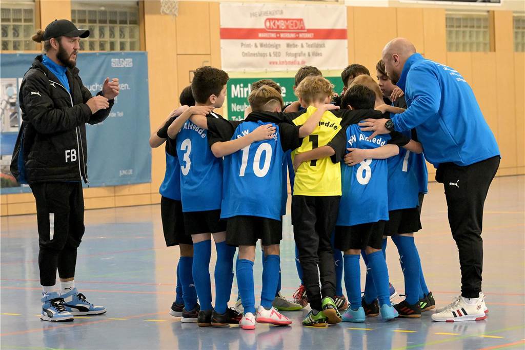 Bei der Hallenstadtmeisterschaft der E-Junioren setzte sich der SV Preußen Lünen durch.
