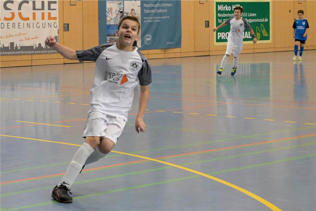 Bei der Hallenstadtmeisterschaft der E-Junioren setzte sich der SV Preußen Lünen durch.