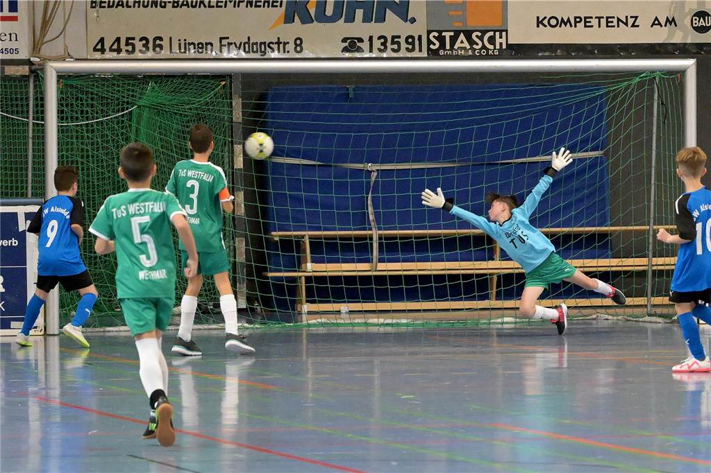 Bei der Hallenstadtmeisterschaft der E-Junioren setzte sich der SV Preußen Lünen durch.