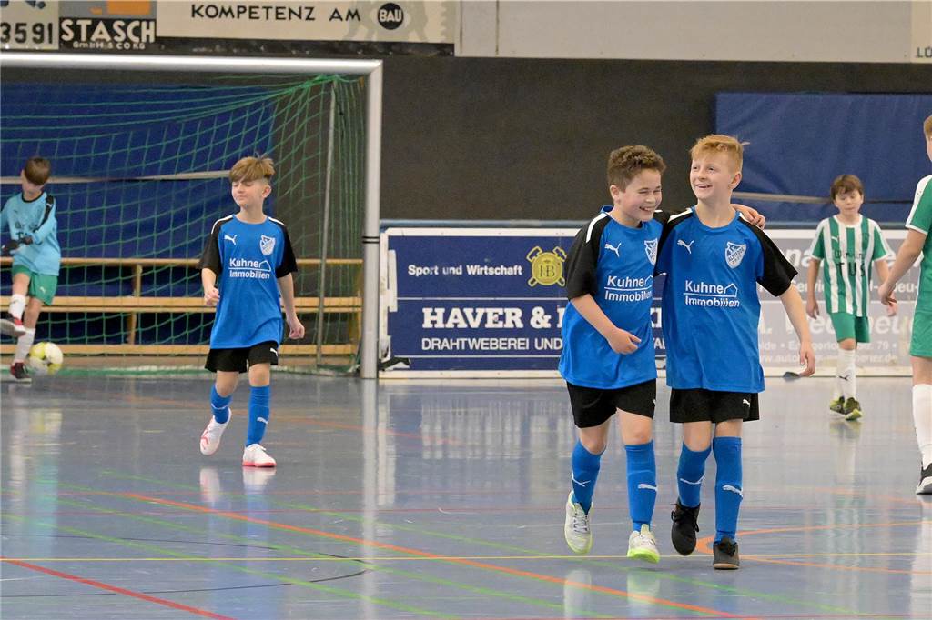 Bei der Hallenstadtmeisterschaft der E-Junioren setzte sich der SV Preußen Lünen durch.