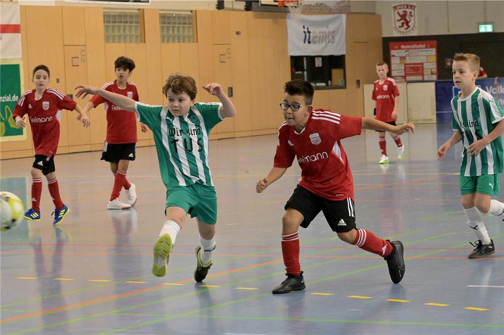 Bei der Hallenstadtmeisterschaft der E-Junioren setzte sich der SV Preußen Lünen durch.