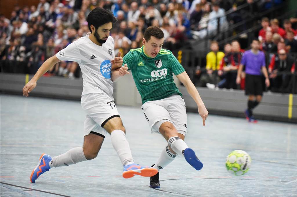Bei der Halterner Hallenfußball-Stadtmeisterschaft 2023 war wieder viel los. Wir haben natürlich wieder mal zahlreiche Bilder vom Budenzauber mitgebracht.